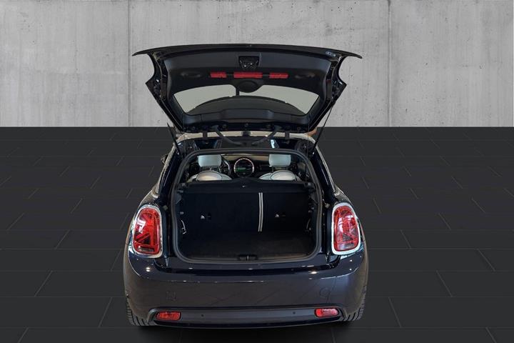 Sort Mini Cooper SE fra 2021