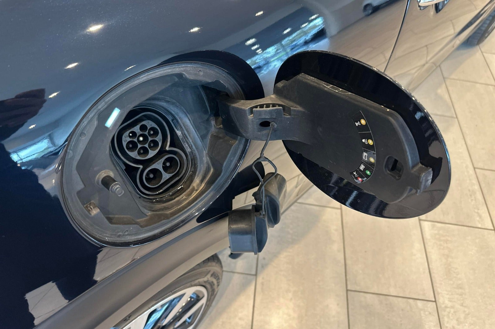 Sort Mini Cooper SE fra 2021