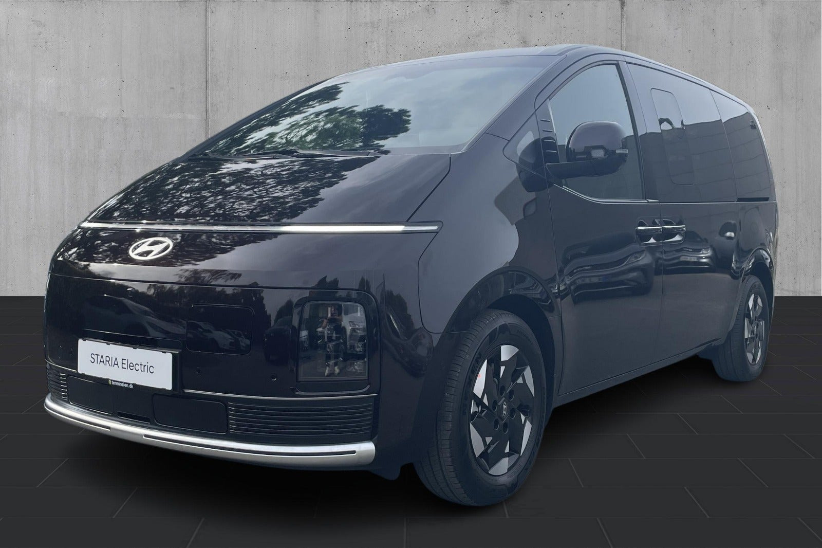 Grå Hyundai Staria fra 2027
