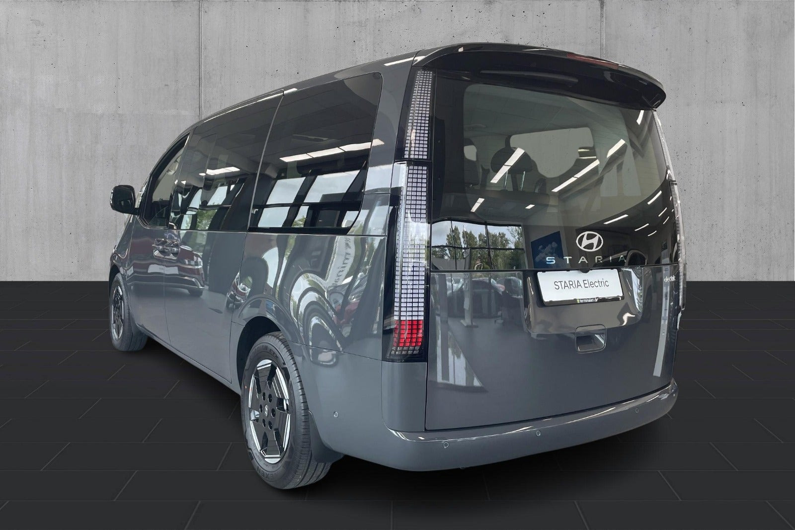Grå Hyundai Staria fra 2027