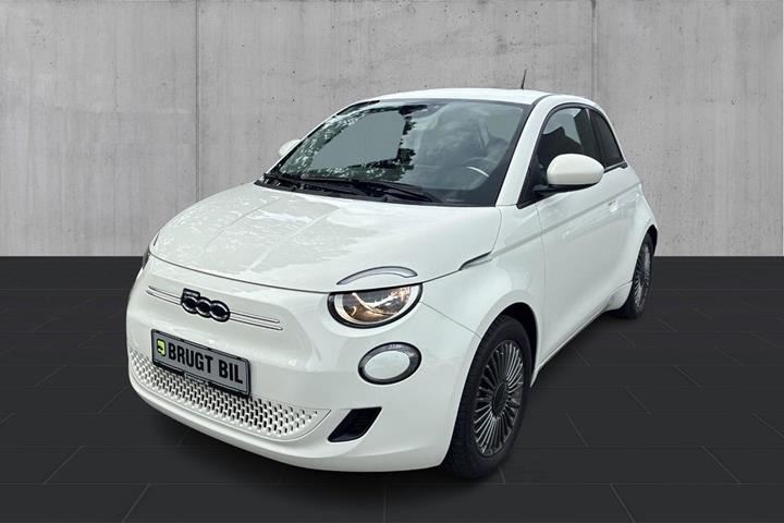 Hvid Fiat 500e fra 2021