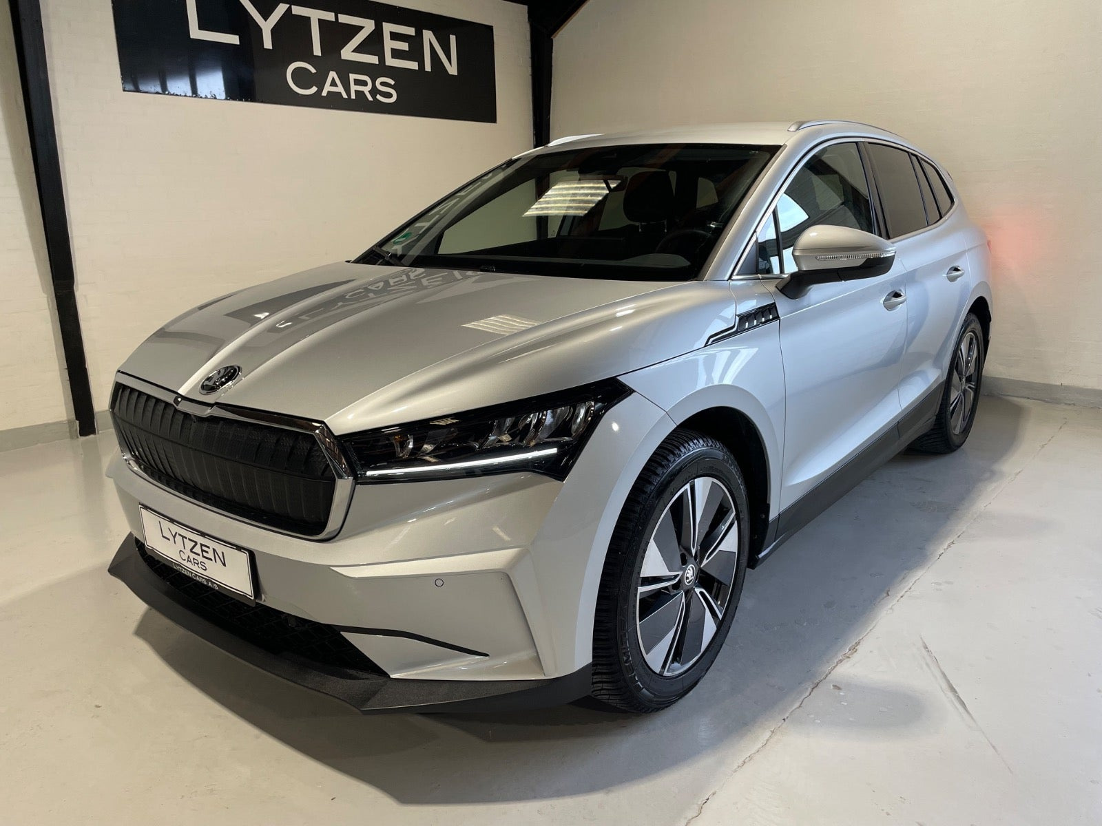 Sølv Skoda Enyaq fra 2025