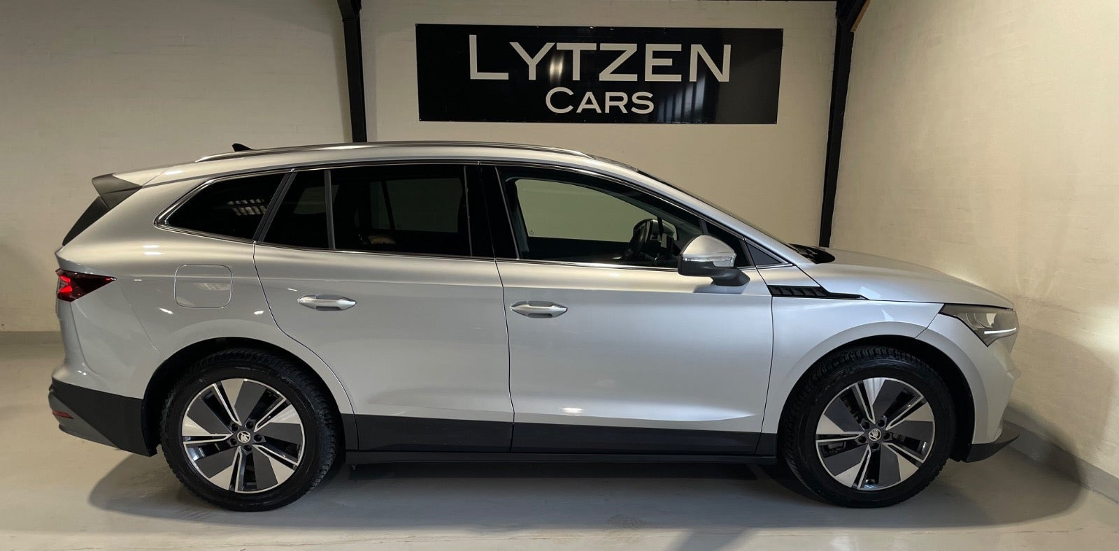 Sølv Skoda Enyaq fra 2025