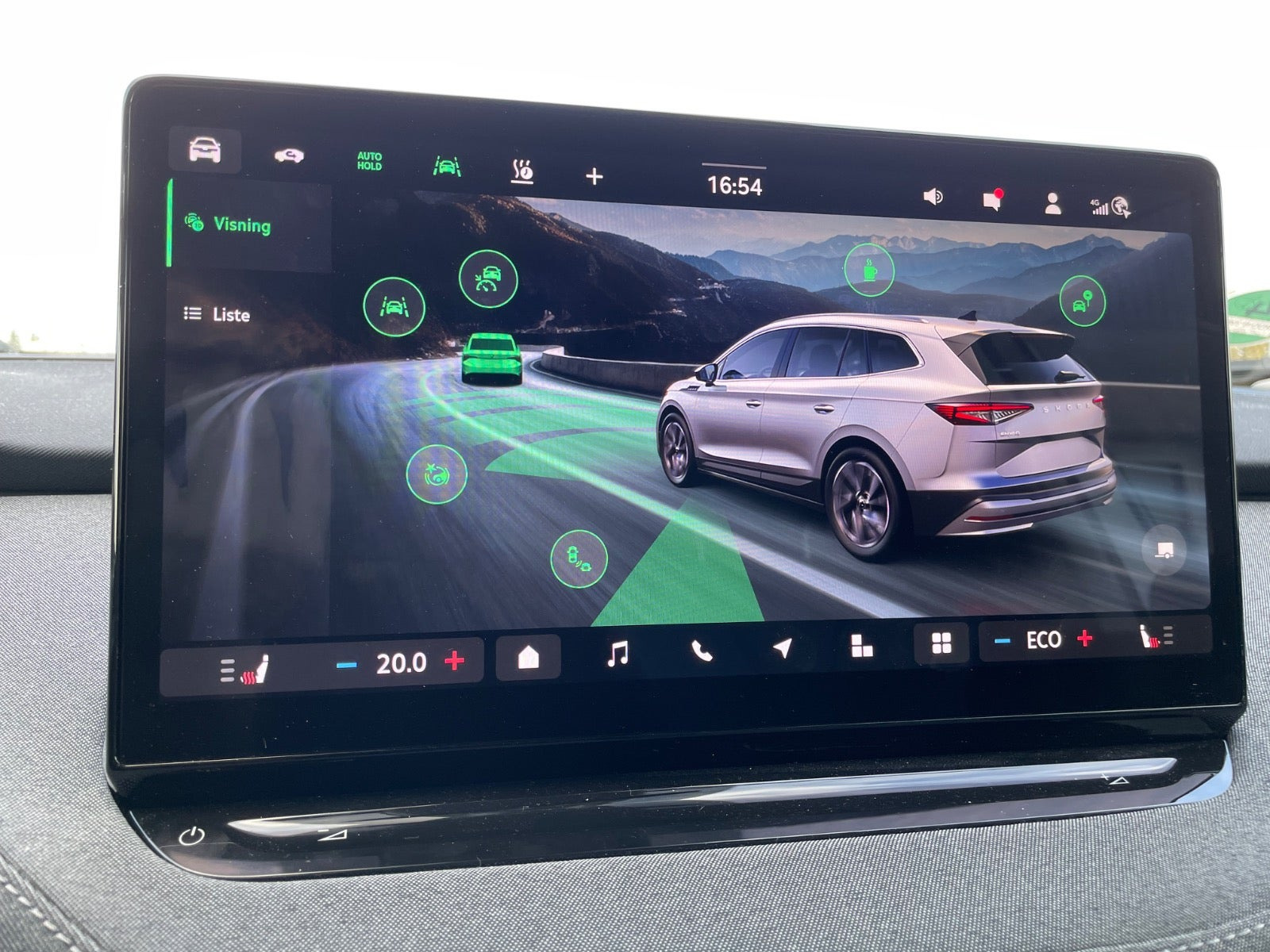 Sølv Skoda Enyaq fra 2025