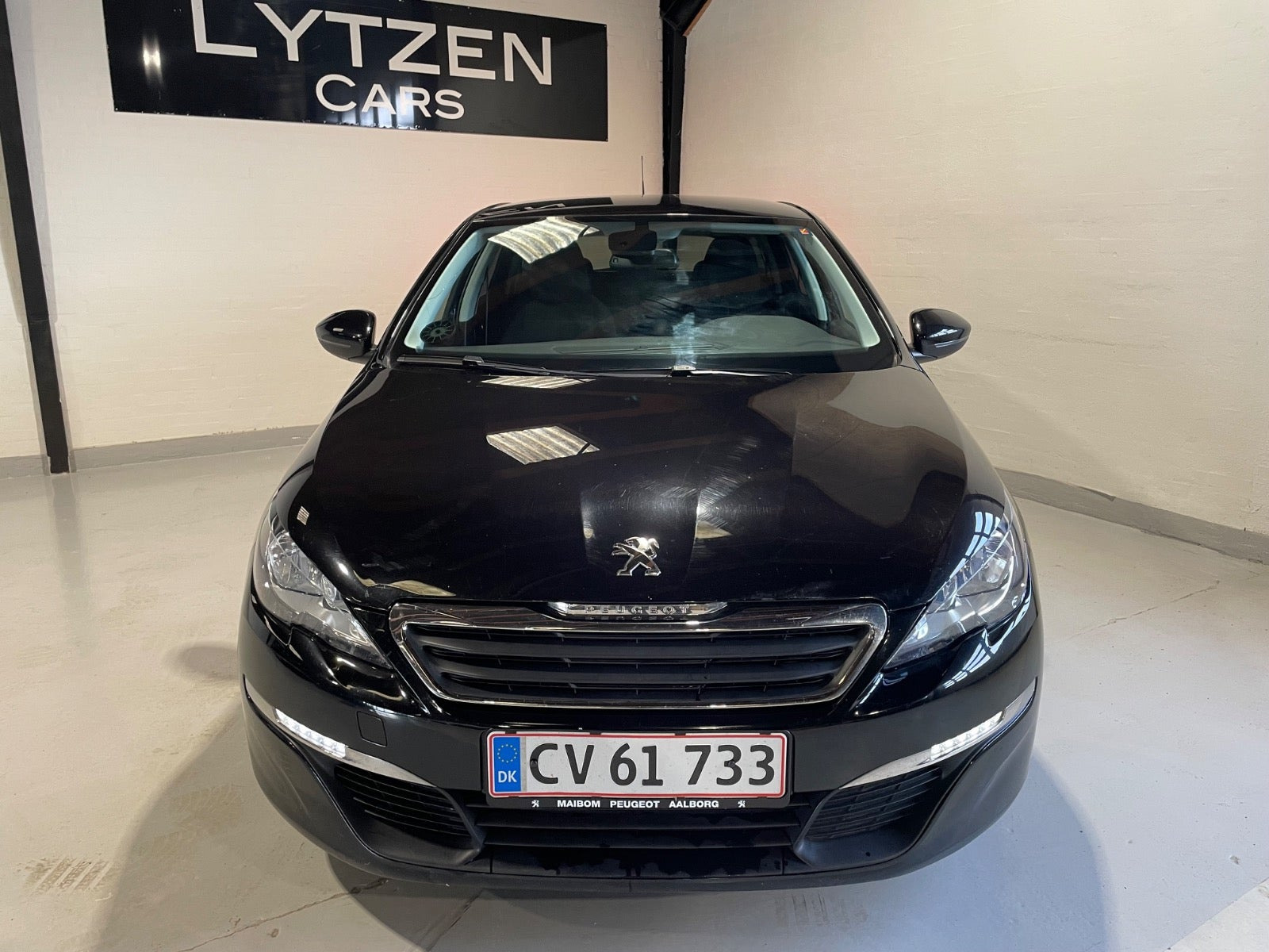 Sort Peugeot 308 fra 2017