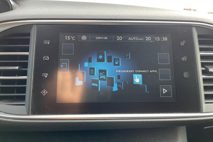 Sort Peugeot 308 fra 2017