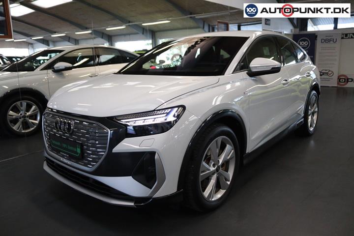 Hvid Audi Q4 e-tron fra 2025