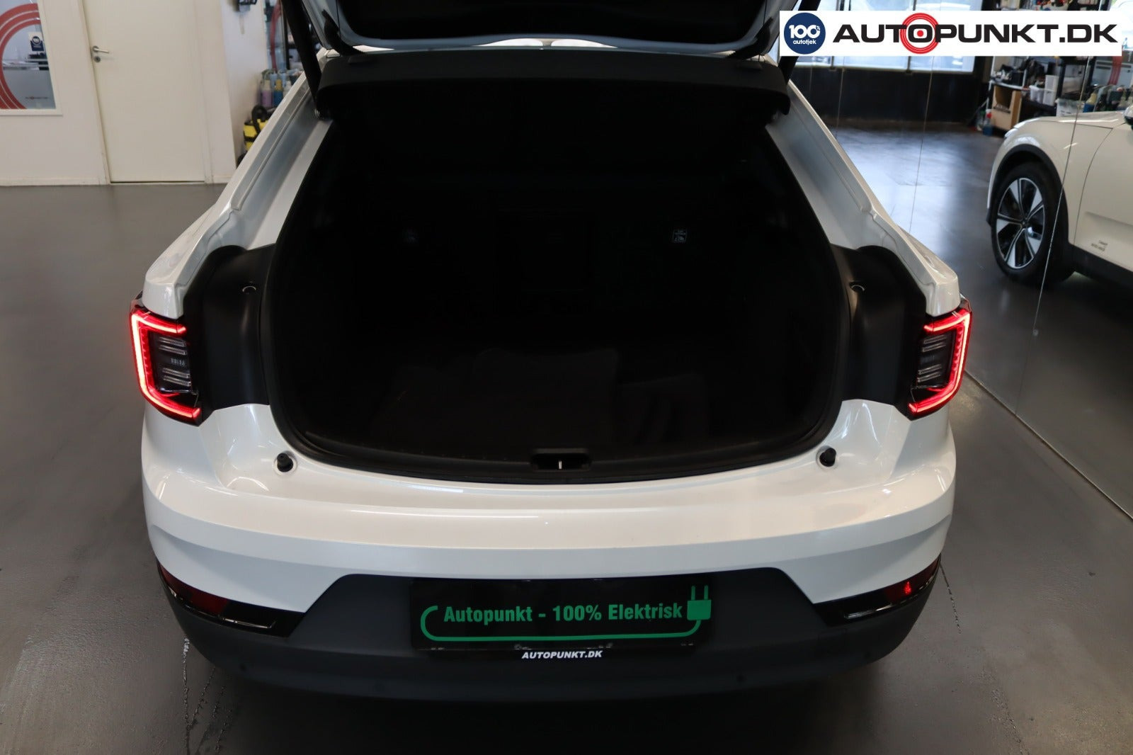 Hvid Polestar 2 fra 2024