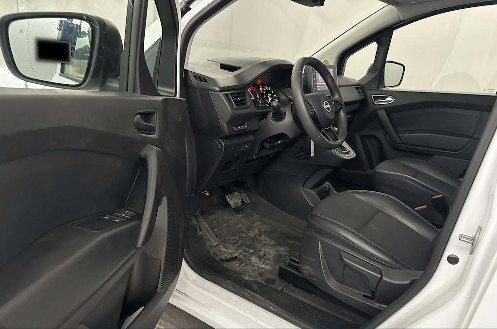 Hvid Nissan Townstar fra 2023