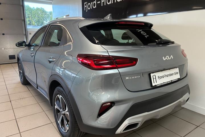 Sølv Kia XCeed fra 2022