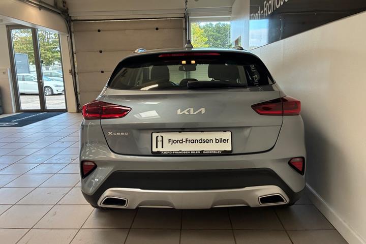 Sølv Kia XCeed fra 2022