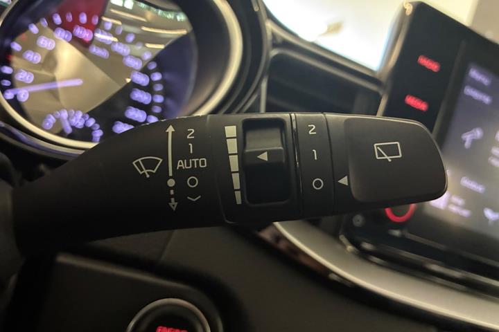 Sølv Kia XCeed fra 2022