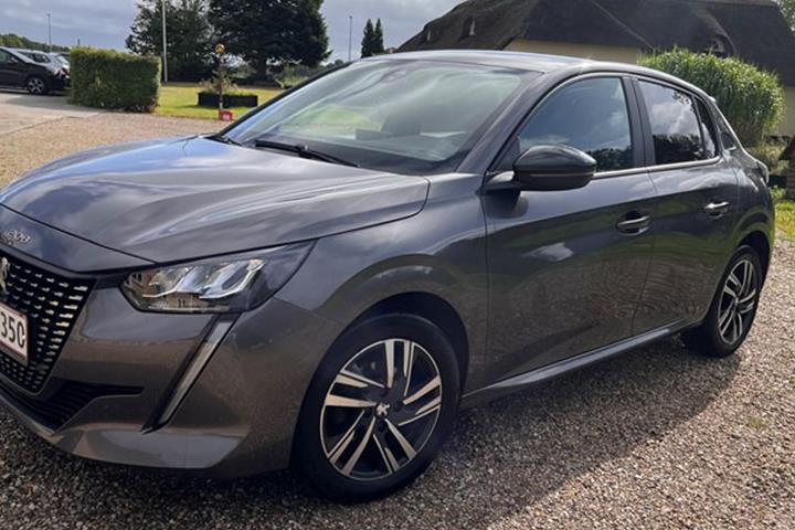 undefined Peugeot 208 fra 2023
