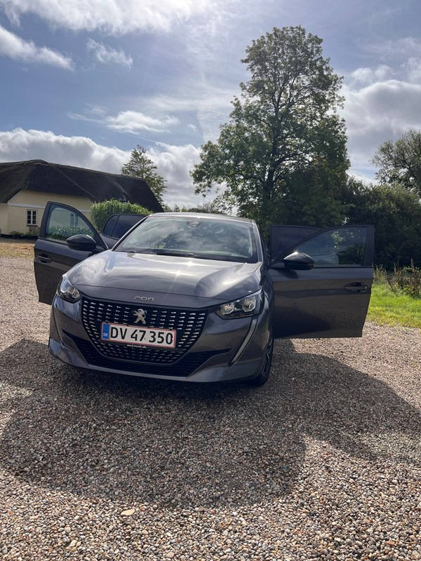 undefined Peugeot 208 fra 2023