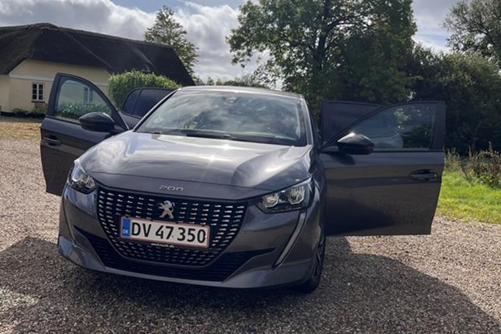 undefined Peugeot 208 fra 2023