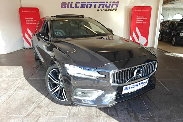 Sort Volvo V60 fra 2018