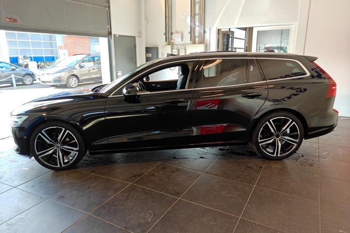 Sort Volvo V60 fra 2018