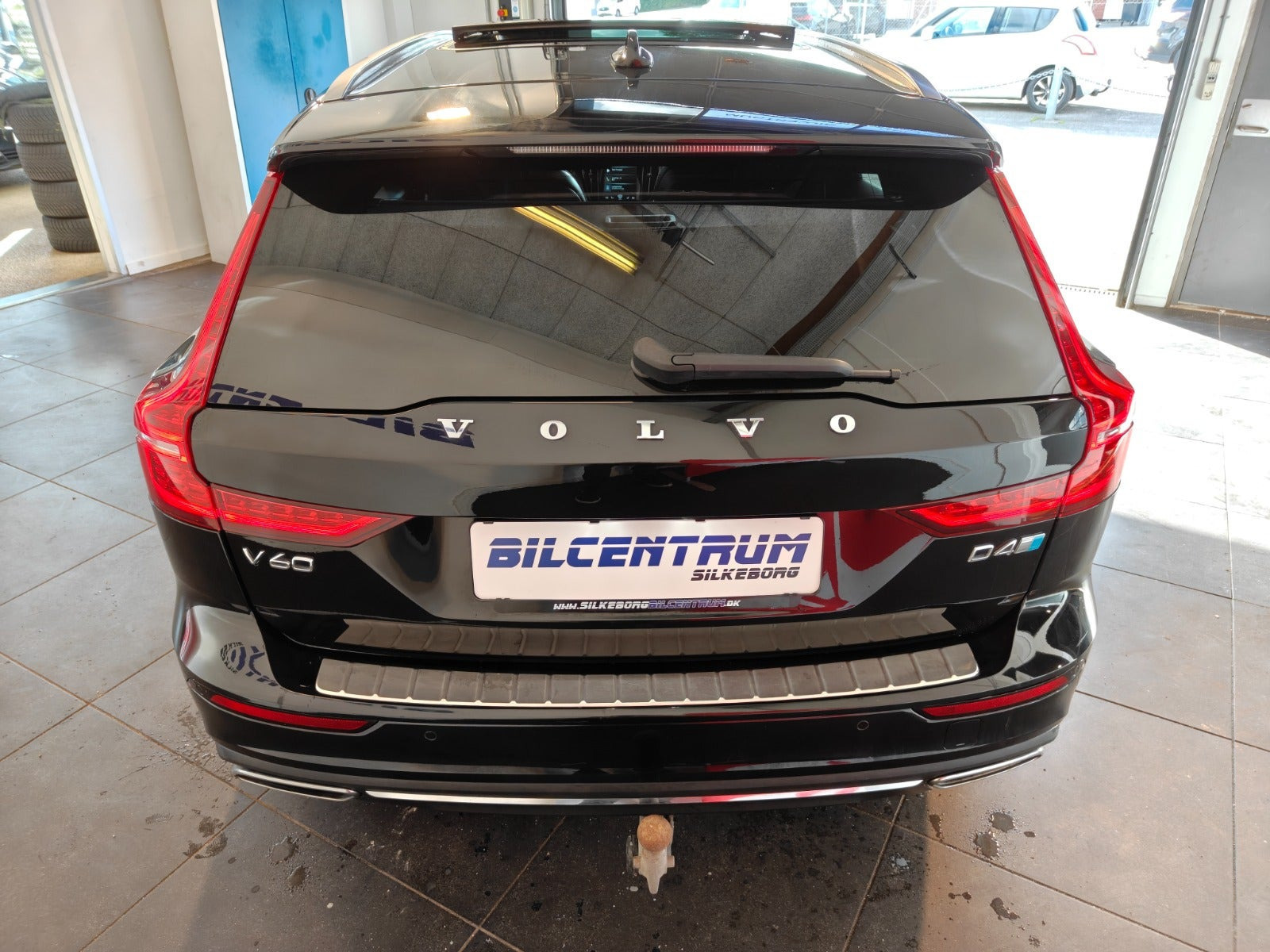 Sort Volvo V60 fra 2018