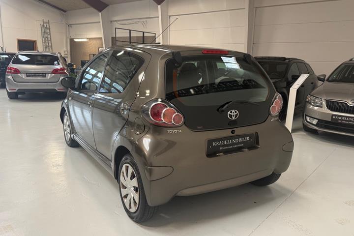 undefined Toyota Aygo fra 2012