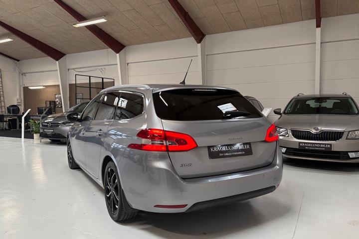 undefined Peugeot 308 fra 2016