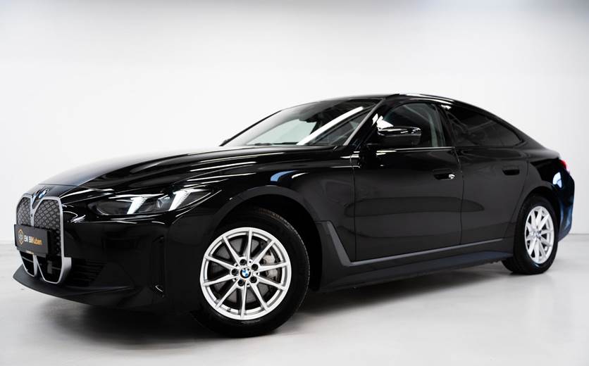 BMW i4 eDrive40