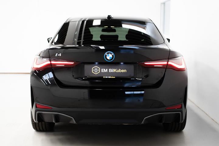 undefined BMW i4 fra 2025