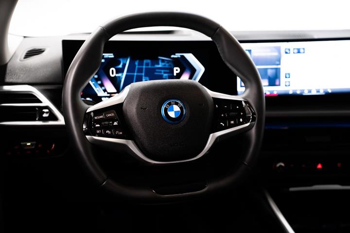 undefined BMW i4 fra 2025