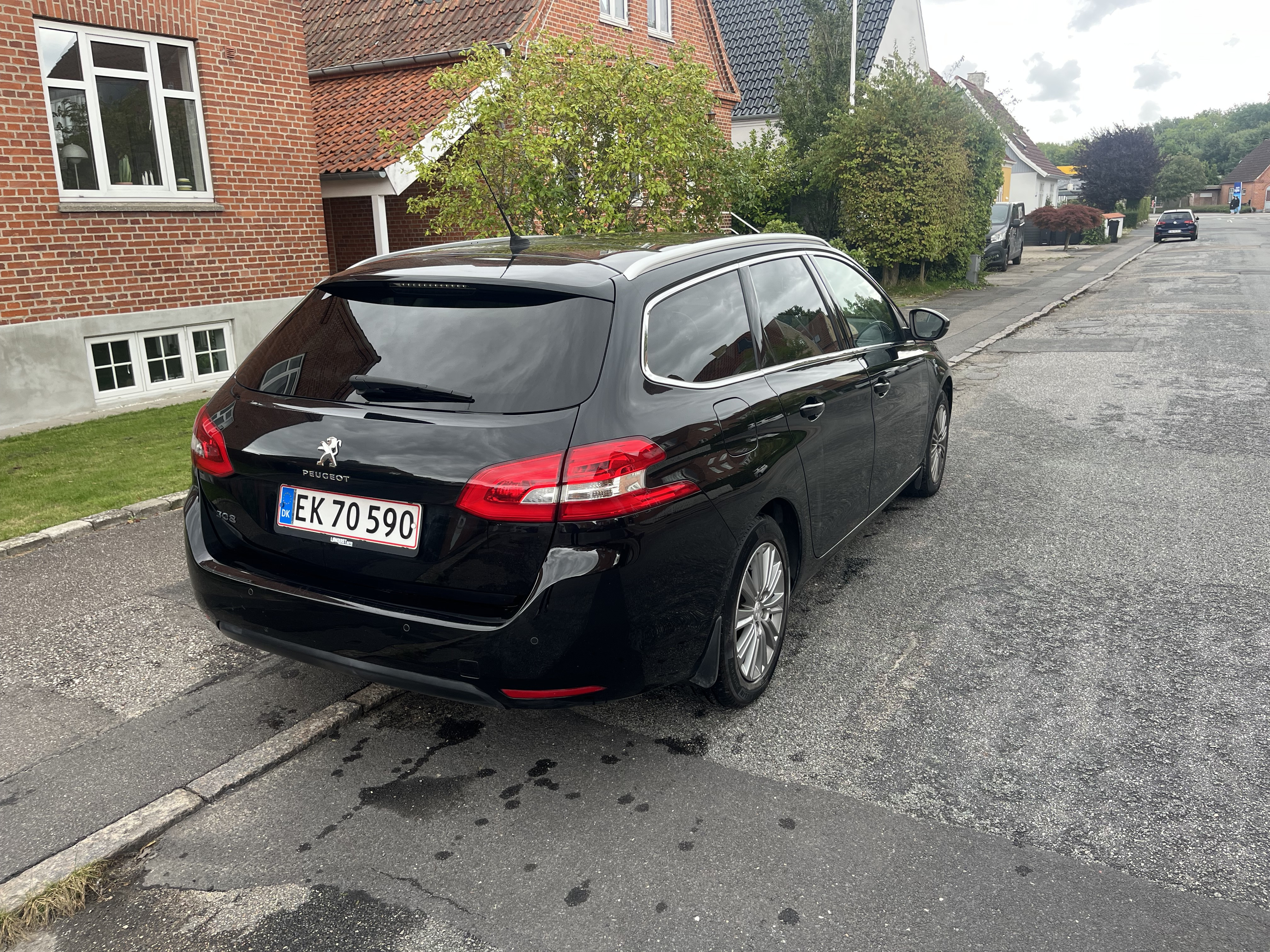 Sort Peugeot 308 fra 2018
