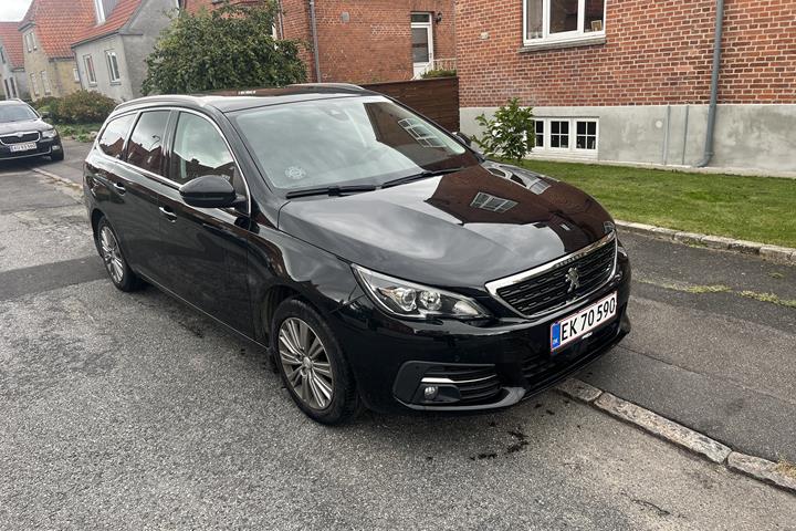 Sort Peugeot 308 fra 2018