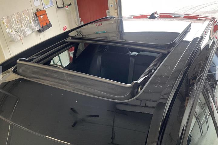 Hvid Volvo XC40 fra 2024
