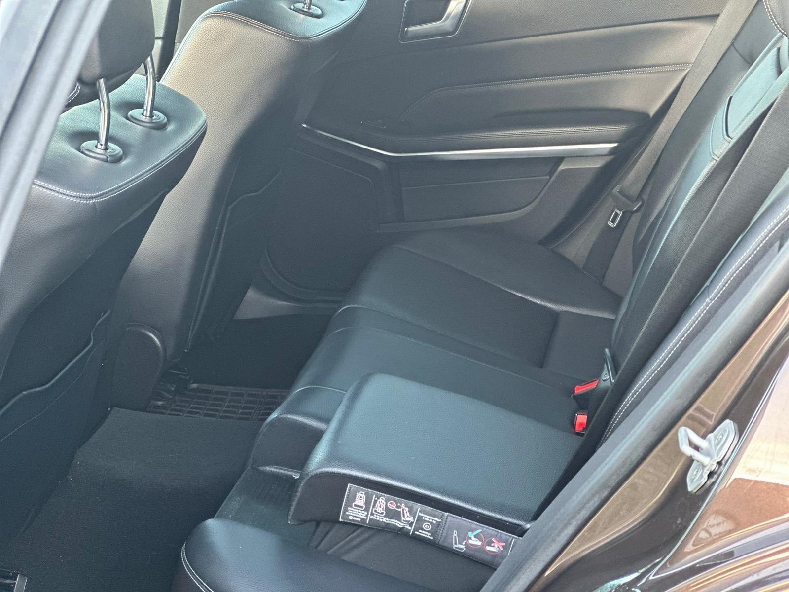 Brun Mercedes E220 fra 2014