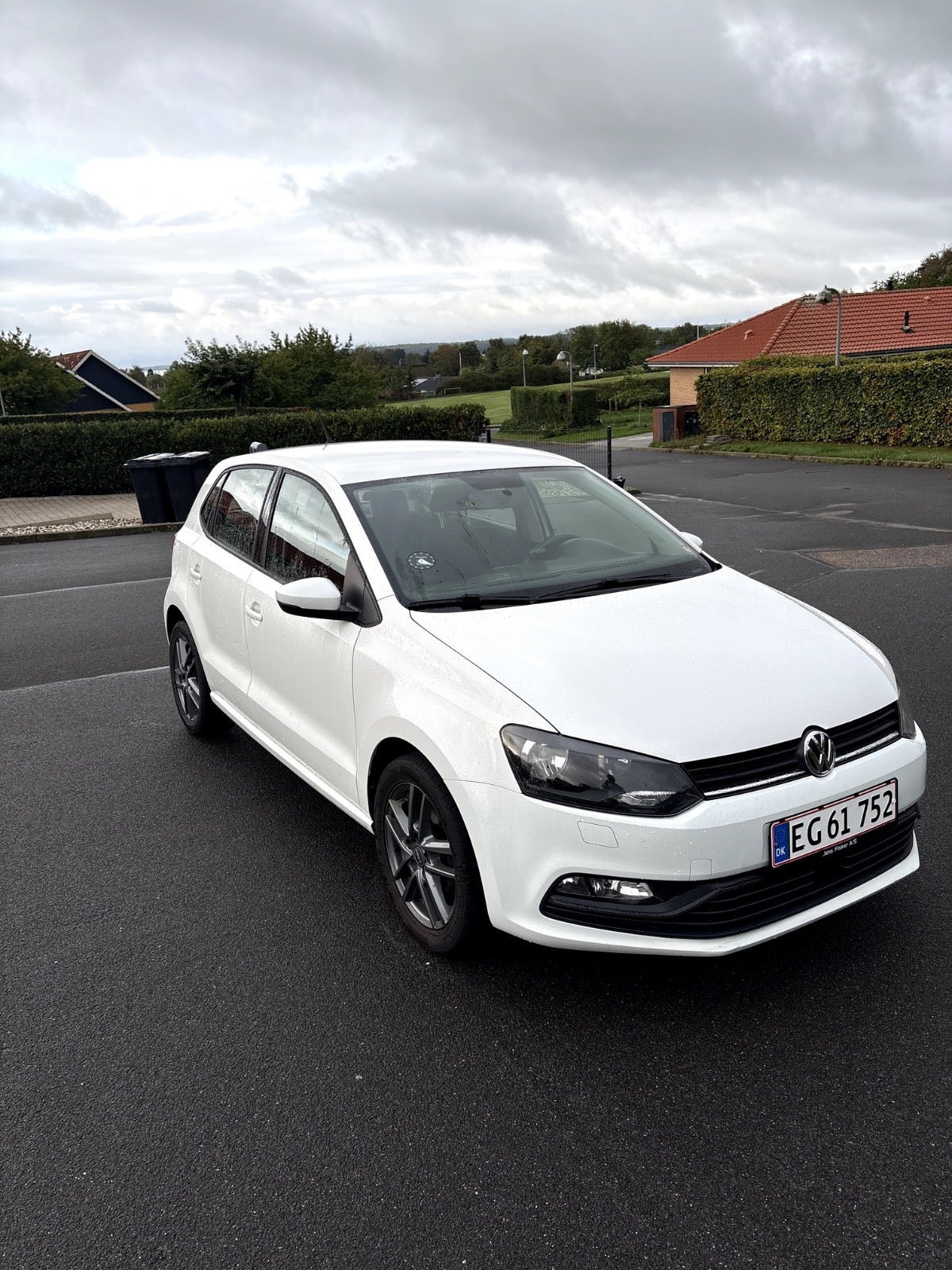 Hvid VW Polo fra 2015