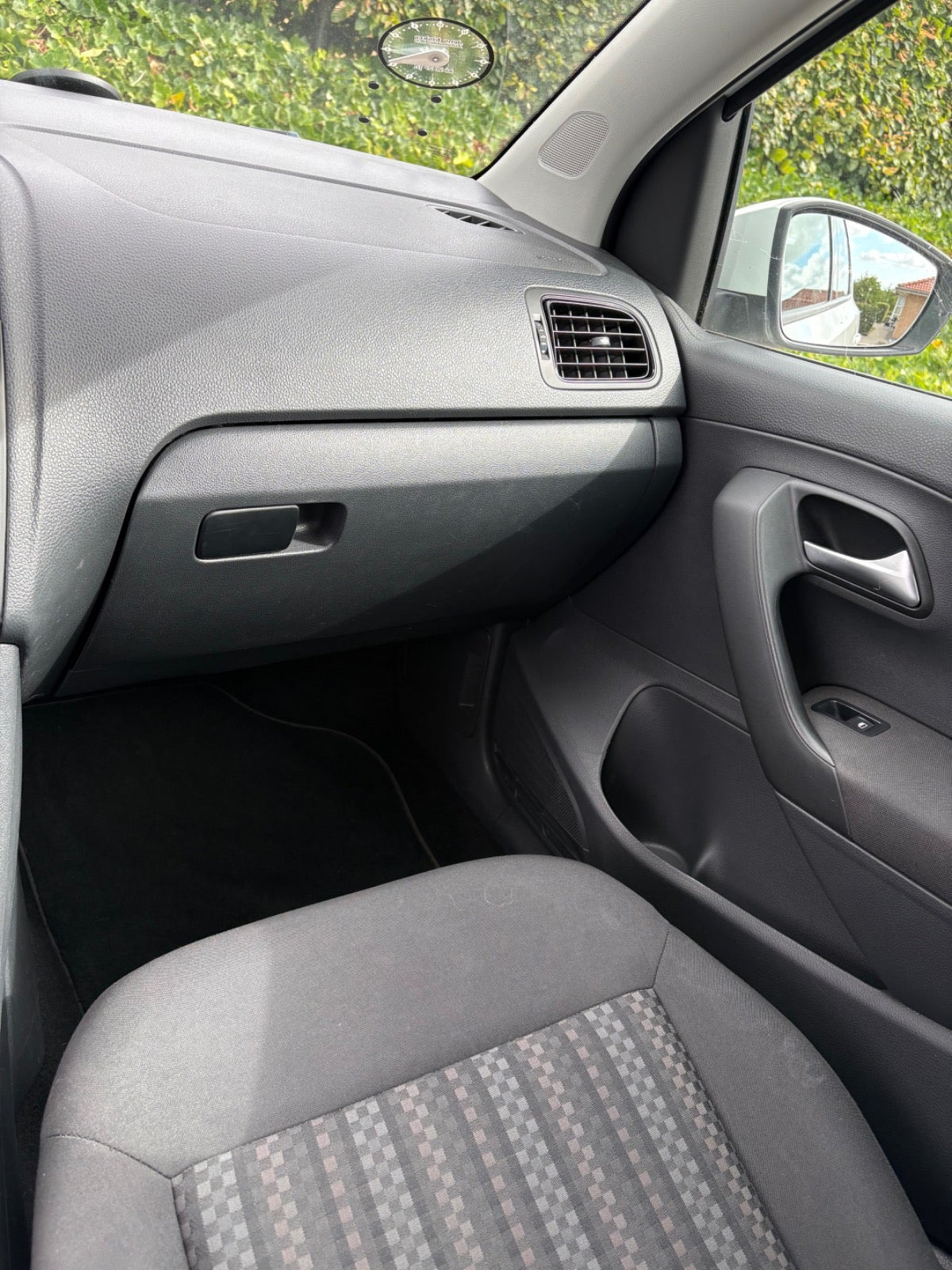 Hvid VW Polo fra 2015