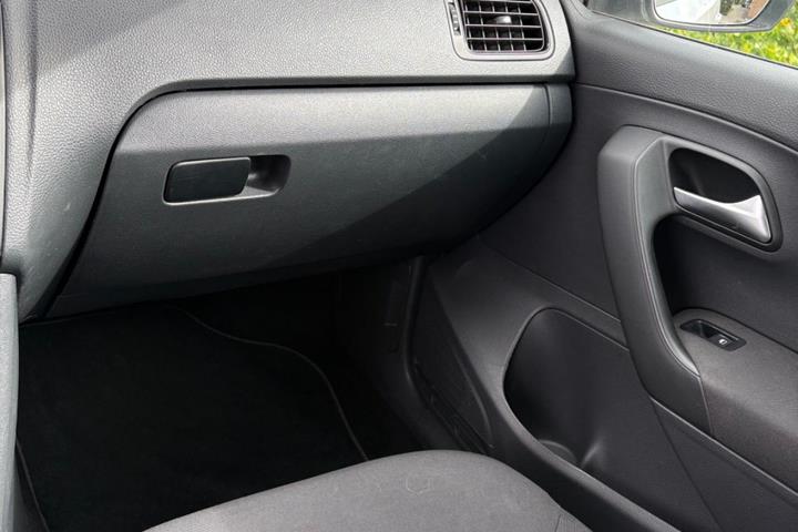 Hvid VW Polo fra 2015