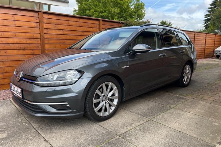 Sølv VW Golf VII fra 2018