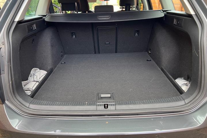 Sølv VW Golf VII fra 2018