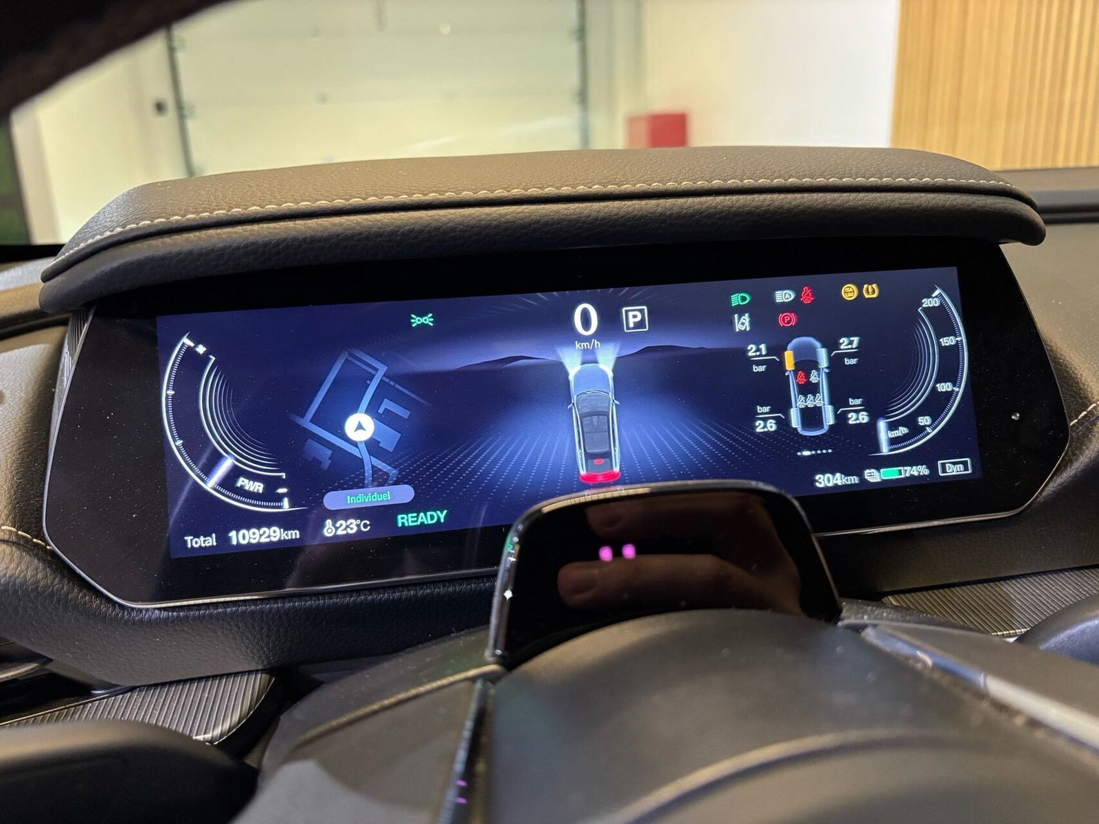 Grå Mazda 6e fra 2025