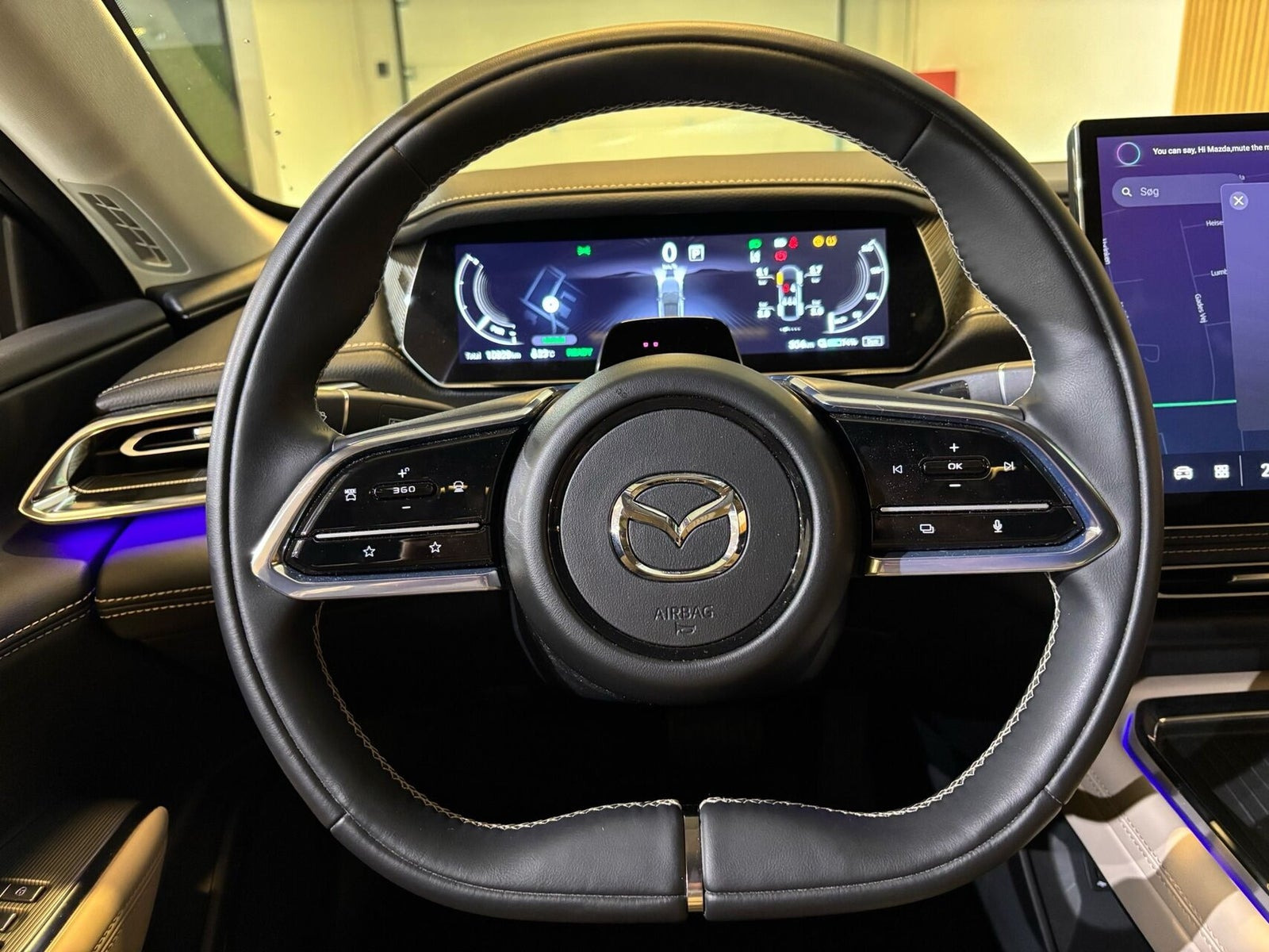 Grå Mazda 6e fra 2025