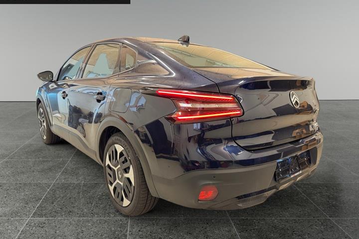 Blå Citroën ë-C4 X fra 2025