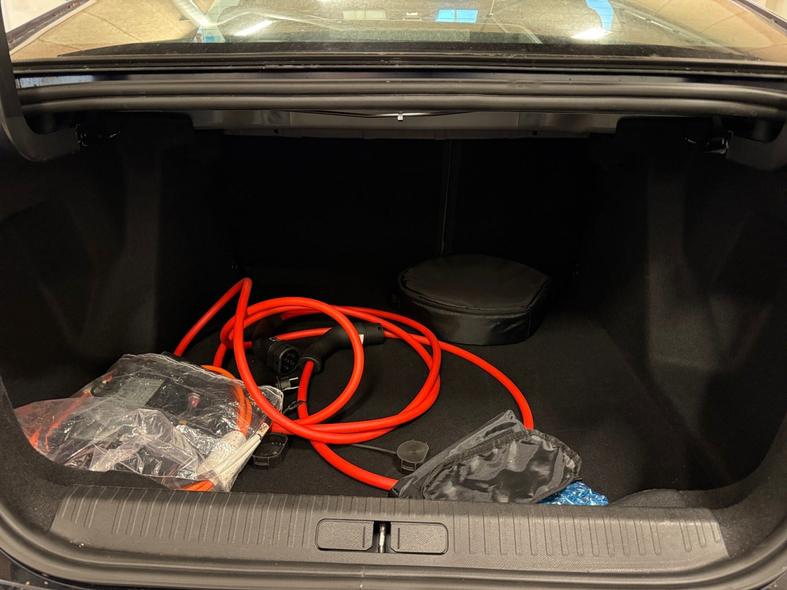 Blå Citroën ë-C4 X fra 2025