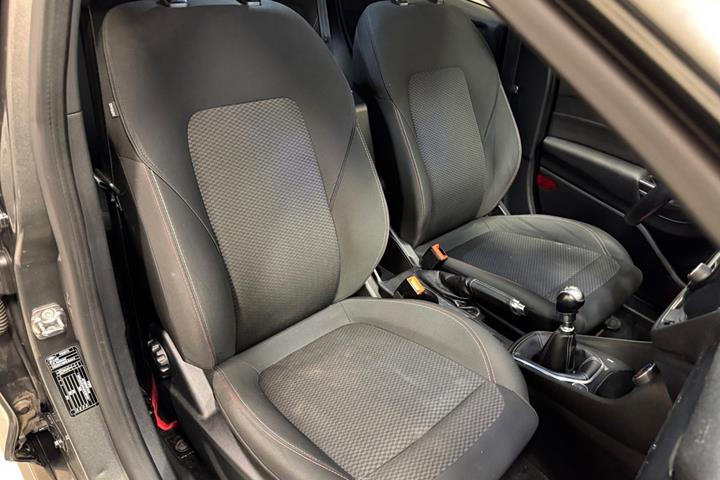 Grå Ford Fiesta fra 2018