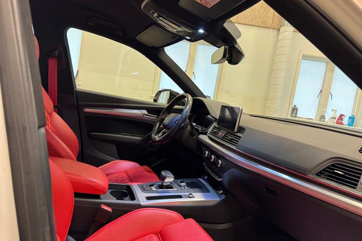 Hvid Audi Q5 fra 2019
