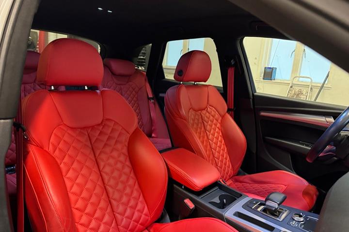 Hvid Audi Q5 fra 2019