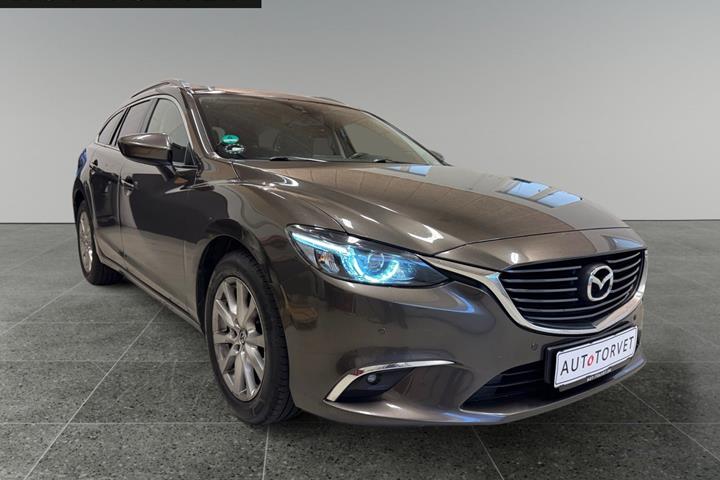 Brun Mazda 6 fra 2016