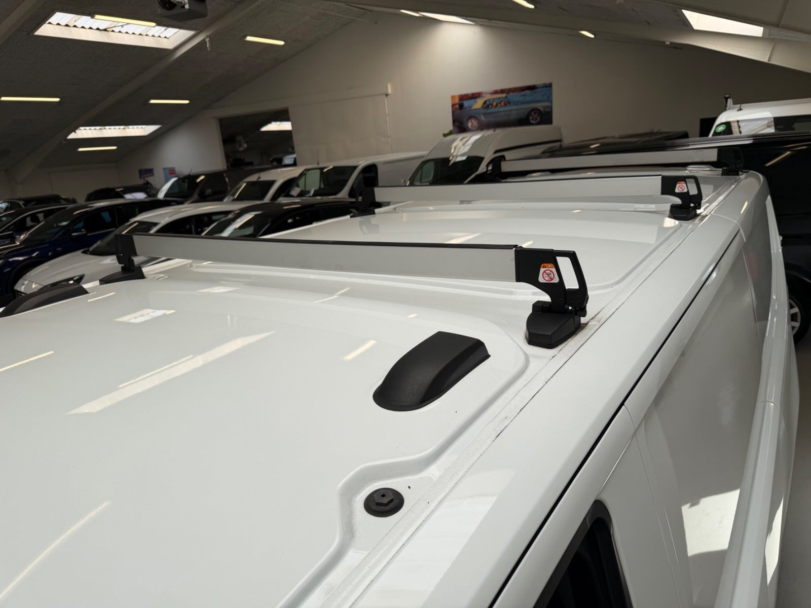 Hvid Ford Transit Custom 300 L2 fra 2024