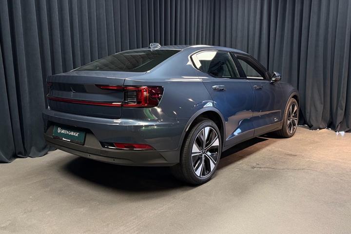 Sort Polestar 2 fra 2024