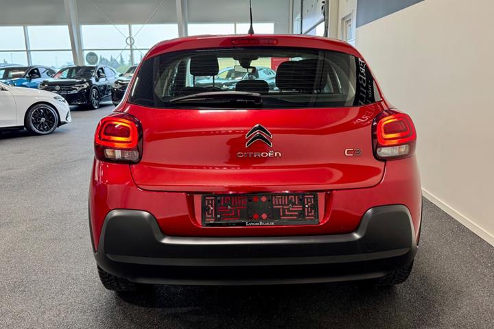 Rød Citroën C3 fra 2021