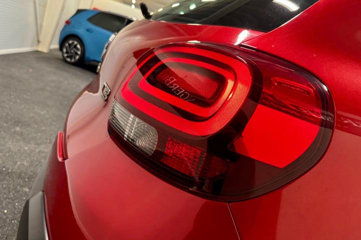 Rød Citroën C3 fra 2021