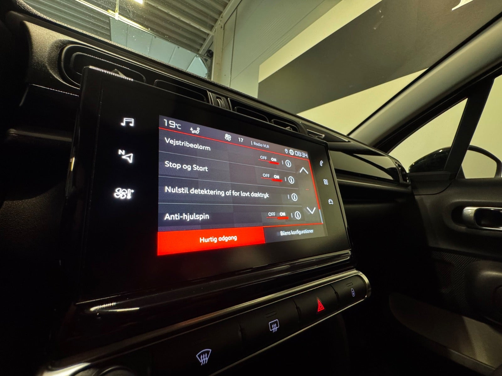 Rød Citroën C3 fra 2021
