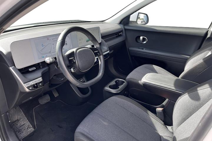 Hvid Hyundai Ioniq 5 fra 2024